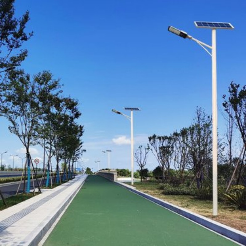 濟(jì)寧太陽(yáng)能路燈工程案例